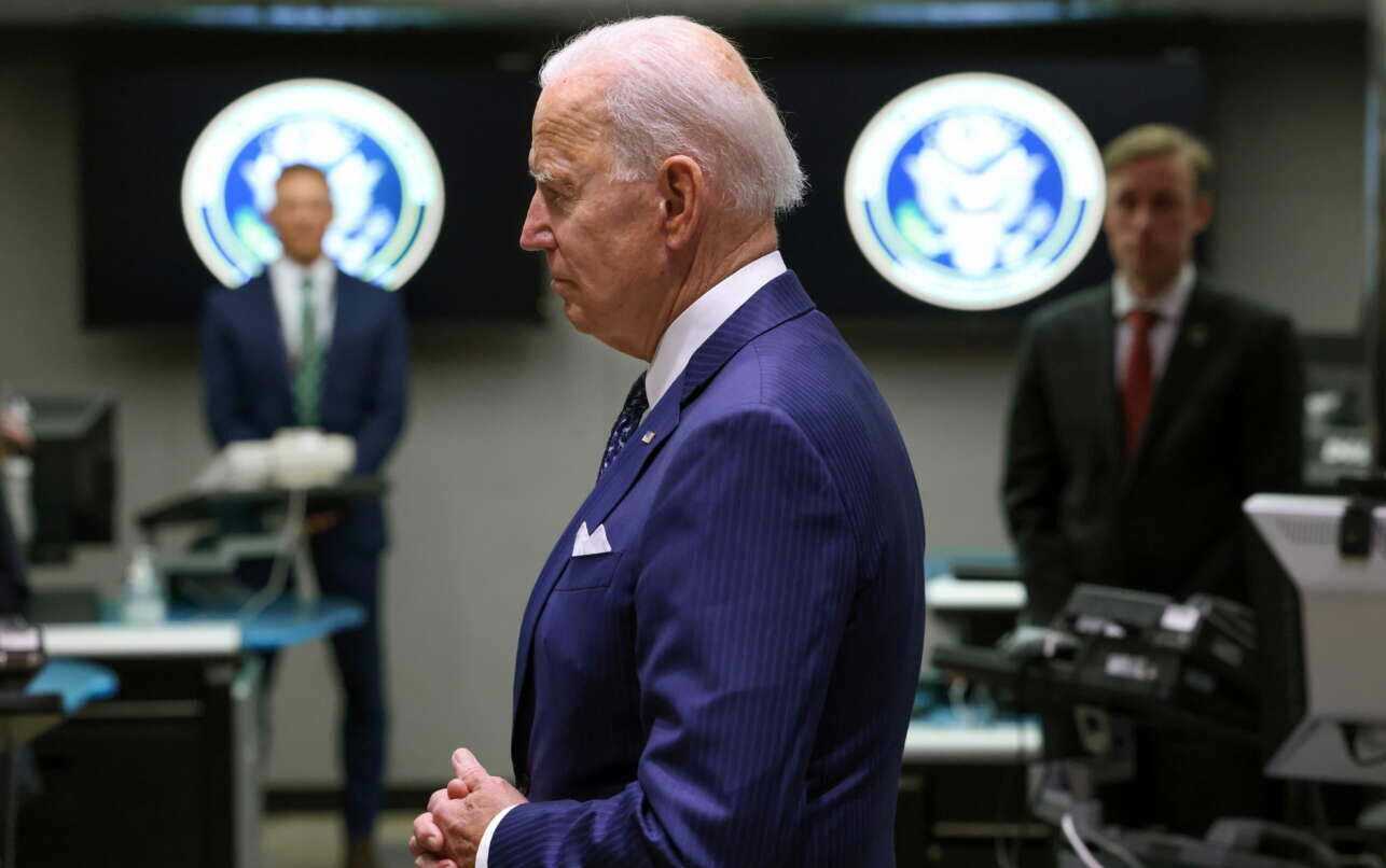 Μπάιντεν κατά Πούτιν: Θέλει να παρέμβει στις «μεσοεκλογές» του 2022