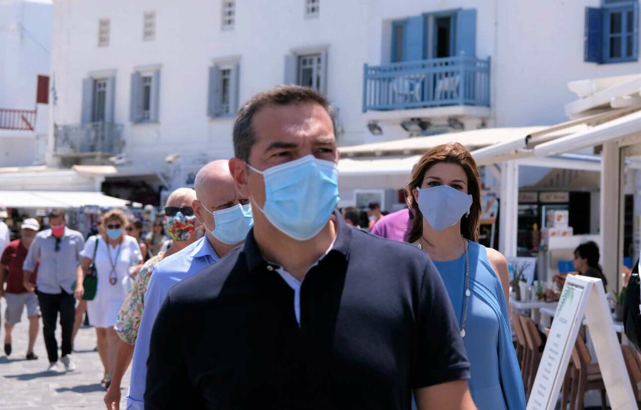 Τσίπρας: Η Μύκονος, παράδειγμα της παταγώδους αποτυχίας της κυβέρνησης