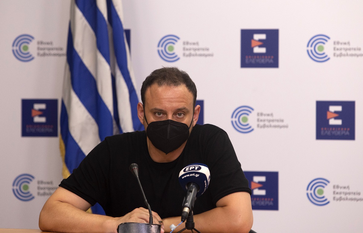 Το 90% όσων νοσηλεύονται με Covid είναι ανεμβολίαστοι που τους κόλλησαν παιδιά ή εγγόνια