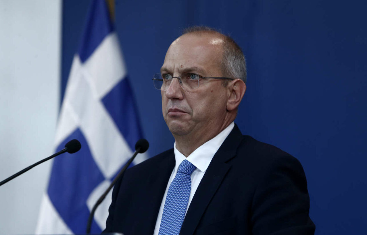 Ο Οικονόμου απάντησε στον Τσίπρα για τις αναφορές στην κόρη του Πρωθυπουργού