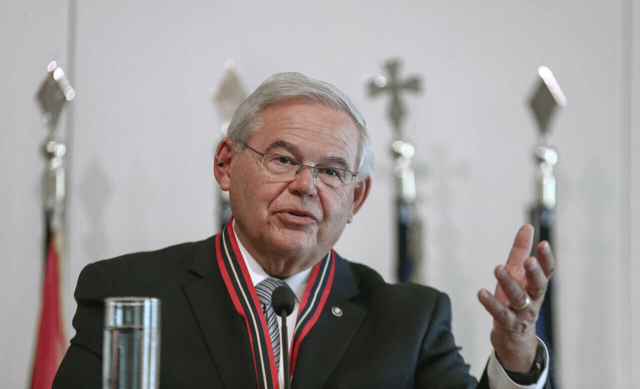 Μενέντεζ: Ηγετικός ο ρόλος της Ελλάδας στην περιοχή