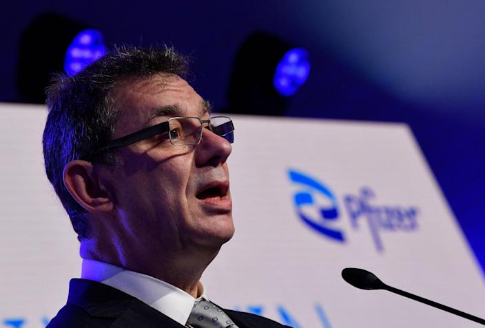 Μπουρλά (Pfizer): Πιθανή μία μετάλλαξη, ανθεκτική στα υπάρχοντα εμβόλια