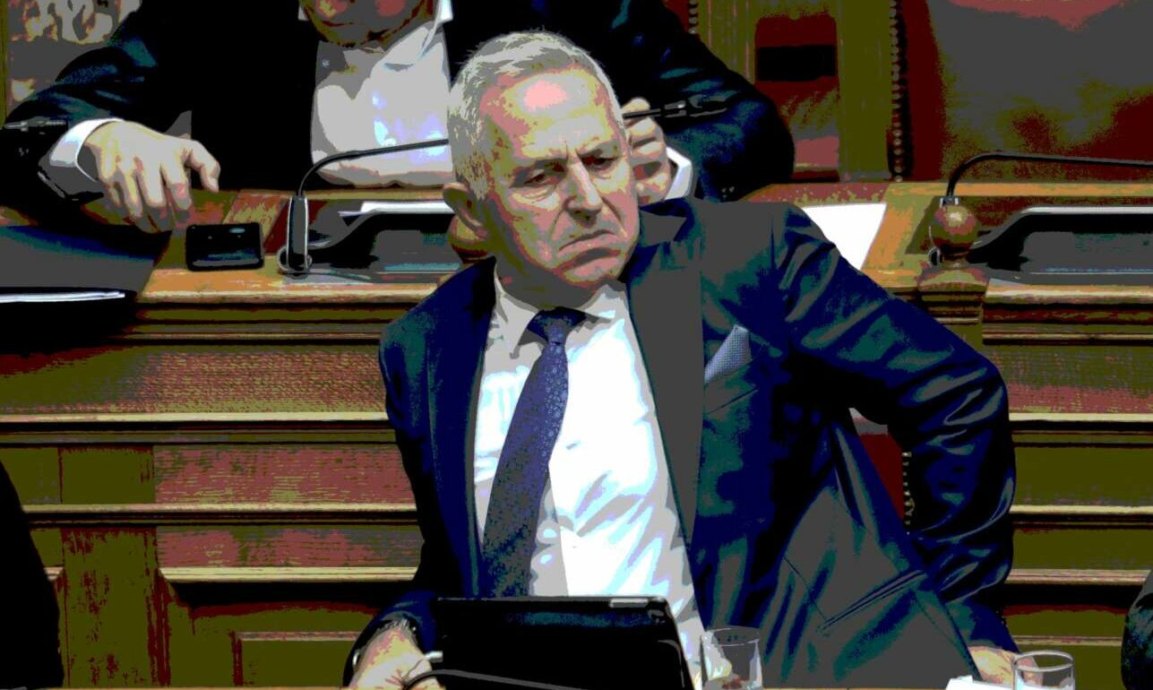 Ο ναύαρχος και το ναυάγιο