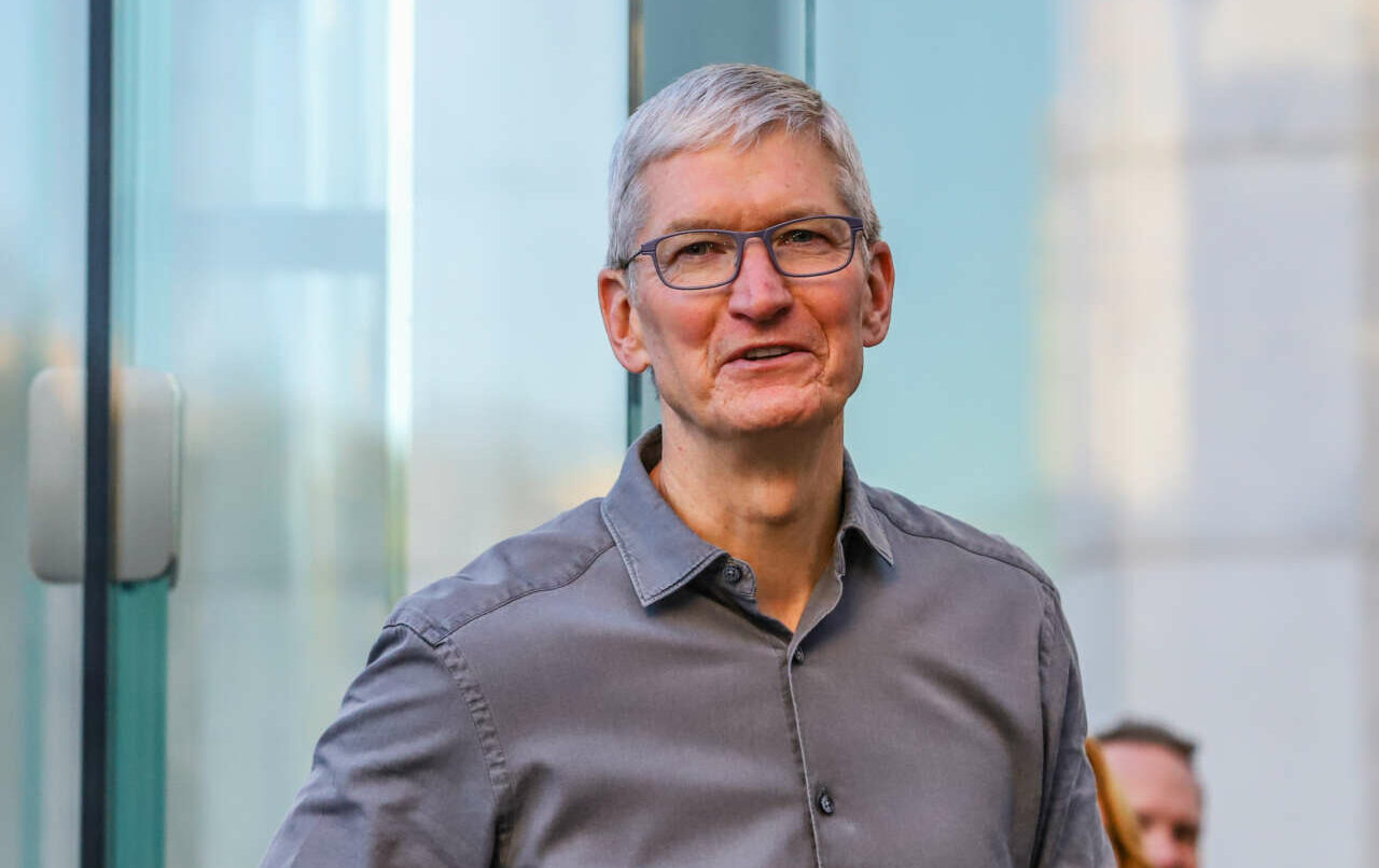 Σούπερ μπόνους $750 εκατ. για το αφεντικό της Apple