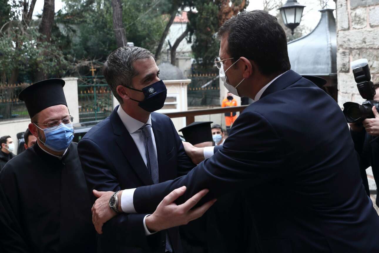 Στο Μαξίμου την Τρίτη ο Εκρέμ Ιμάμογλου – Συνάντηση με Μητσοτάκη