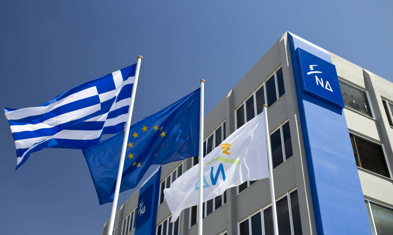 ΝΔ: Ο εμβολιασμένος αντιεμβολιαστής Πολάκης απόδειξη ότι πέτυχε το μέτρο της υποχρεωτικότητας