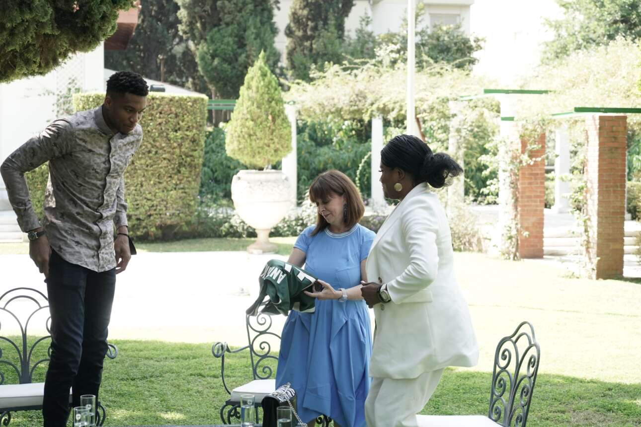 Οι Αντετοκούνμπο στο Προεδρικό Μέγαρο: Ημασταν πάντα Ελληνες