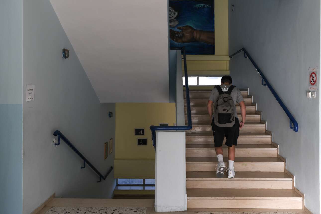 Επιχείρηση «ανοιχτά σχολεία» για την κυβέρνηση