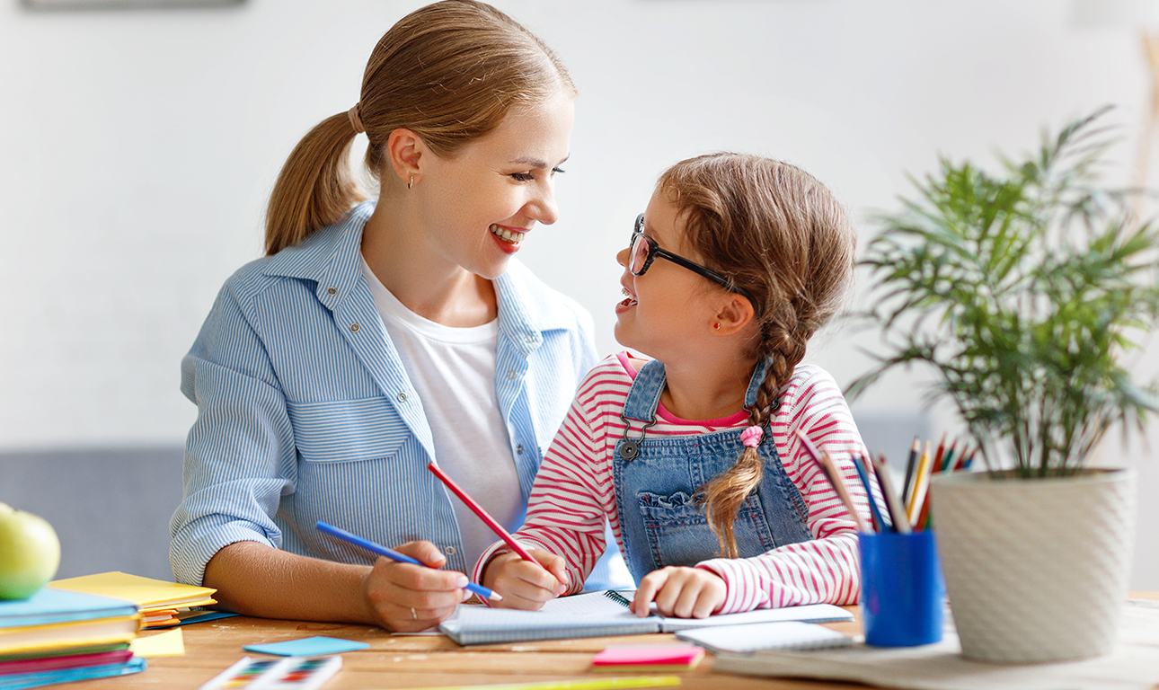 Αγοράζουμε τα σχολικά και κερδίζουμε!