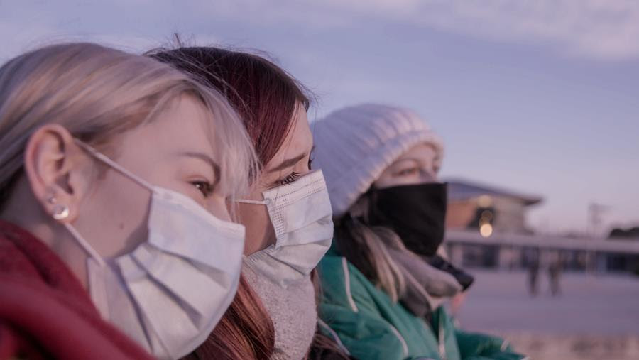 Girlhood, μια ματιά στις έφηβες στην Ελλάδα σήμερα από το Onassis Culture