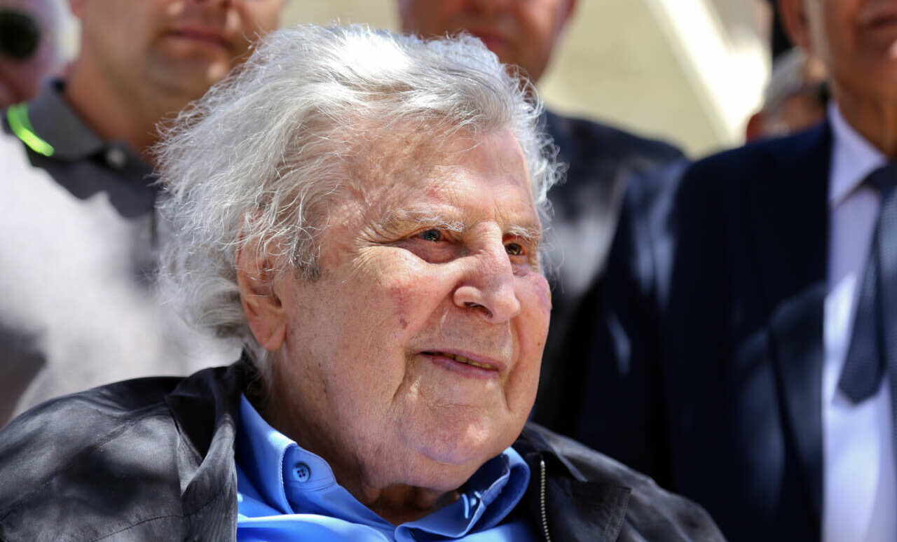 Μίκης Θεοδωράκης: Τι αναφέρει στη διαθήκη του για τον Νίκο Κουρή