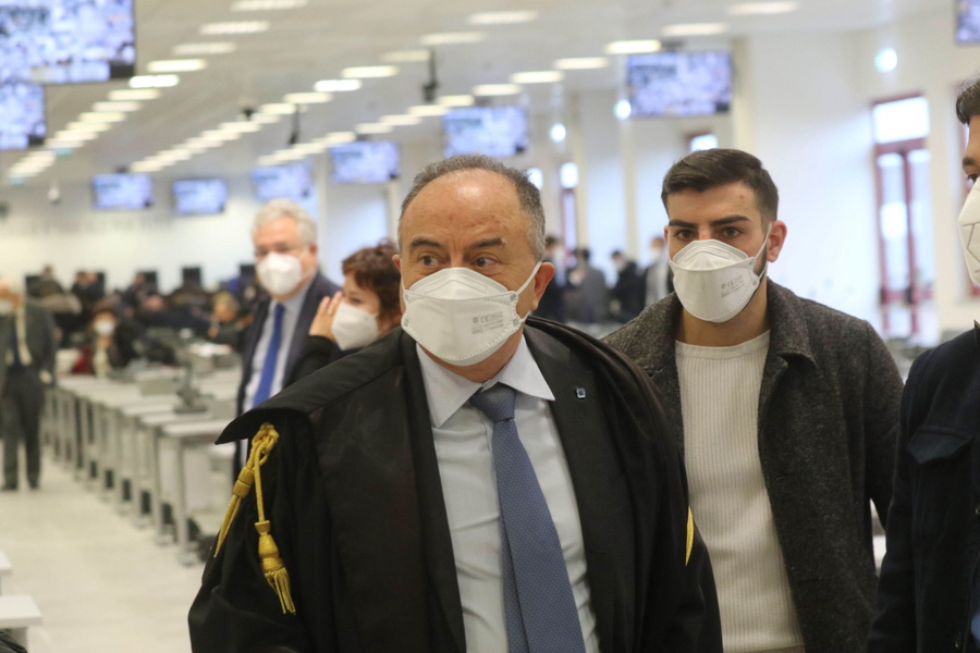 Ιταλία: Δεκάδες καταδίκες σε μεγάλη δίκη κατά της μαφίας