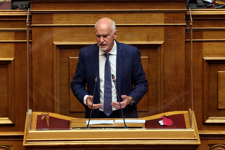 Στη γραμμή… Τσίπρα ο Παπανδρέου: Η ΝΔ εργαλειοποίησε την πανδημία με τη «λίστα Πέτσα»