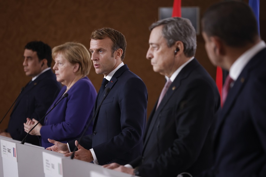 Παρίσι προς Λίβυους: Ομαλότητα μόνο με ελεύθερες εκλογές