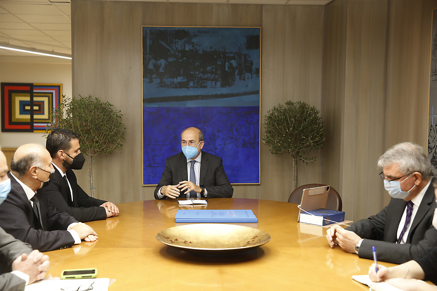 Χατζηδάκης: Σύντομα η λύση για τις συντάξεις των Βορειοηπειρωτών