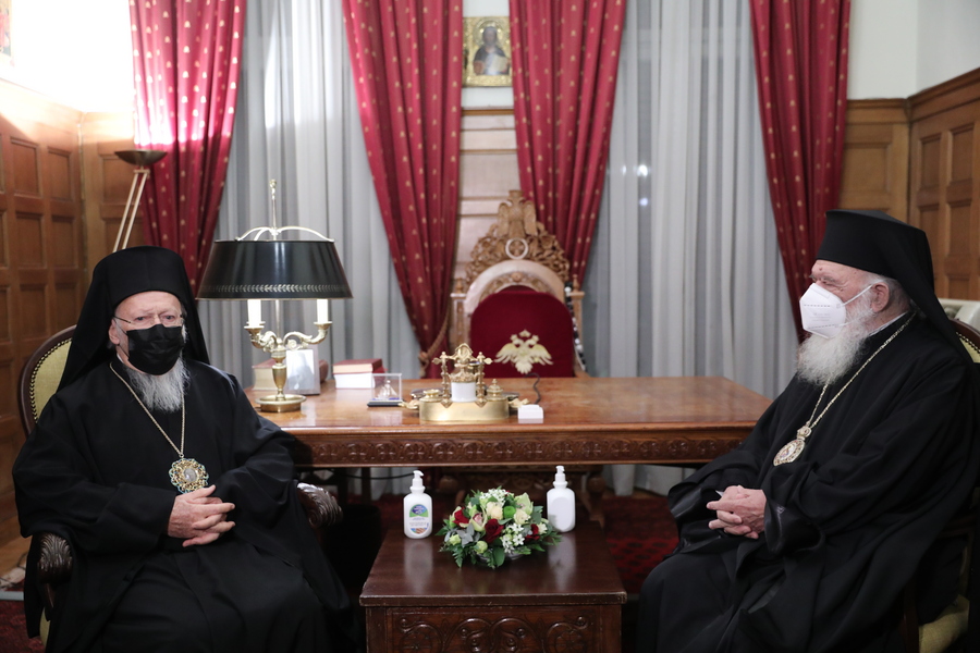 «Θα είμαστε πάντα ενωμένοι»: Συνάντηση Βαρθολομαίου – Ιερώνυμου