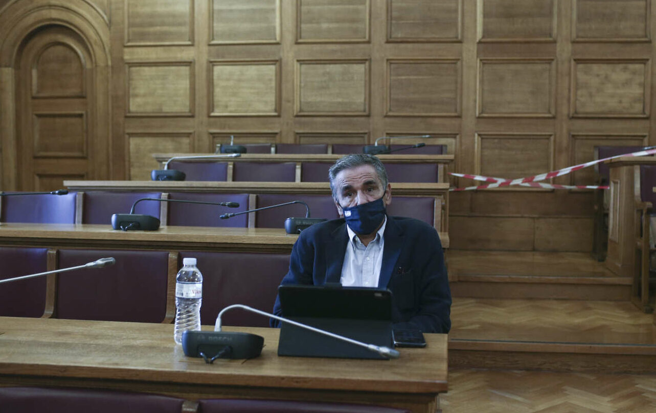 Τσακαλώτος: Να καθιερωθεί νομικά ο όρος «γυναικοκτονία»