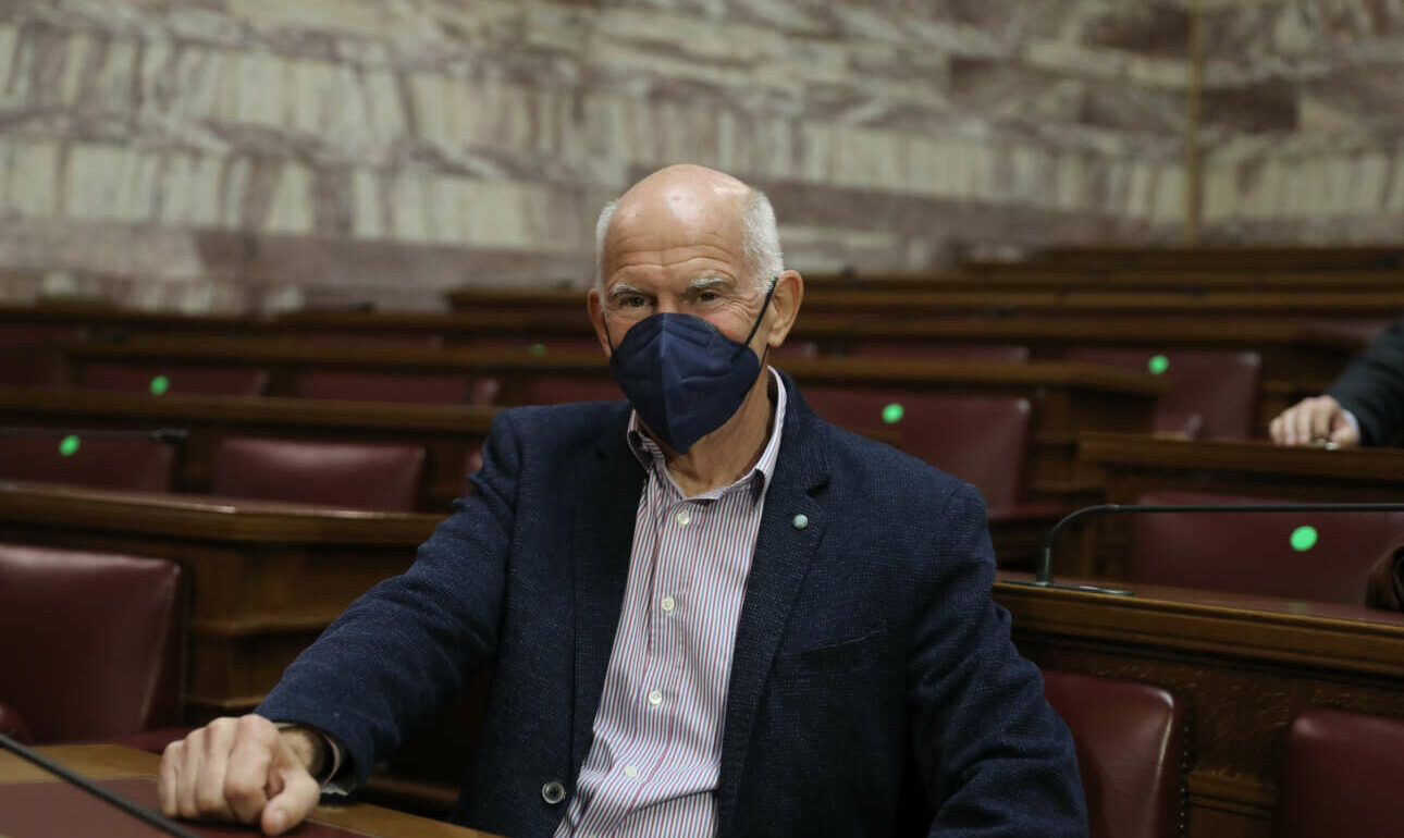 Παπανδρέου: Είμαι υποψήφιος για να αγωνιστούμε για την αλλαγή, όπως ο Ανδρέας το 1974