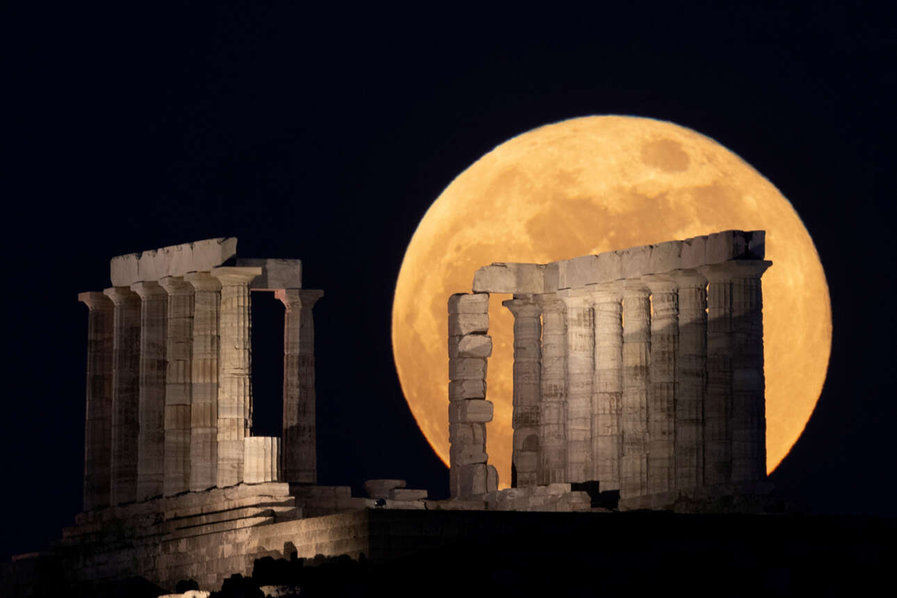 Η υπερπανσέληνος του Μαΐου και ο Ναός του Ποσειδώνα στο Σούνιο – τι ακαταμάχητος συνδυασμός! 