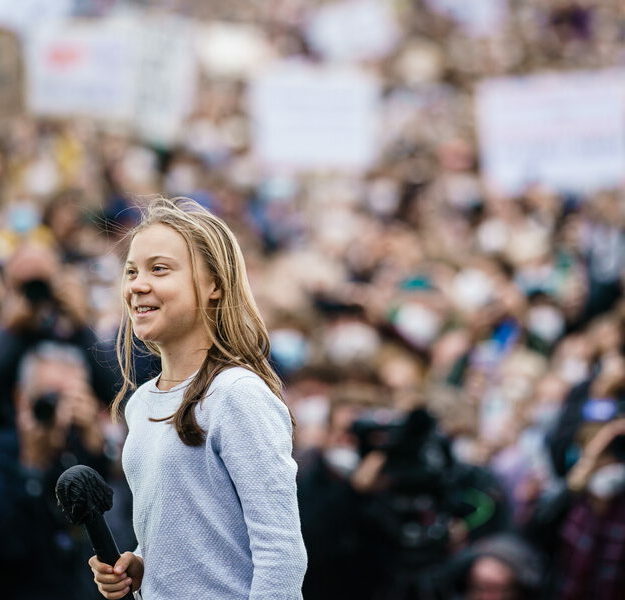 Τούνμπεργκ: Από πού κι ως πού ο Μπάιντεν ηγέτης στη μάχη για το κλίμα;