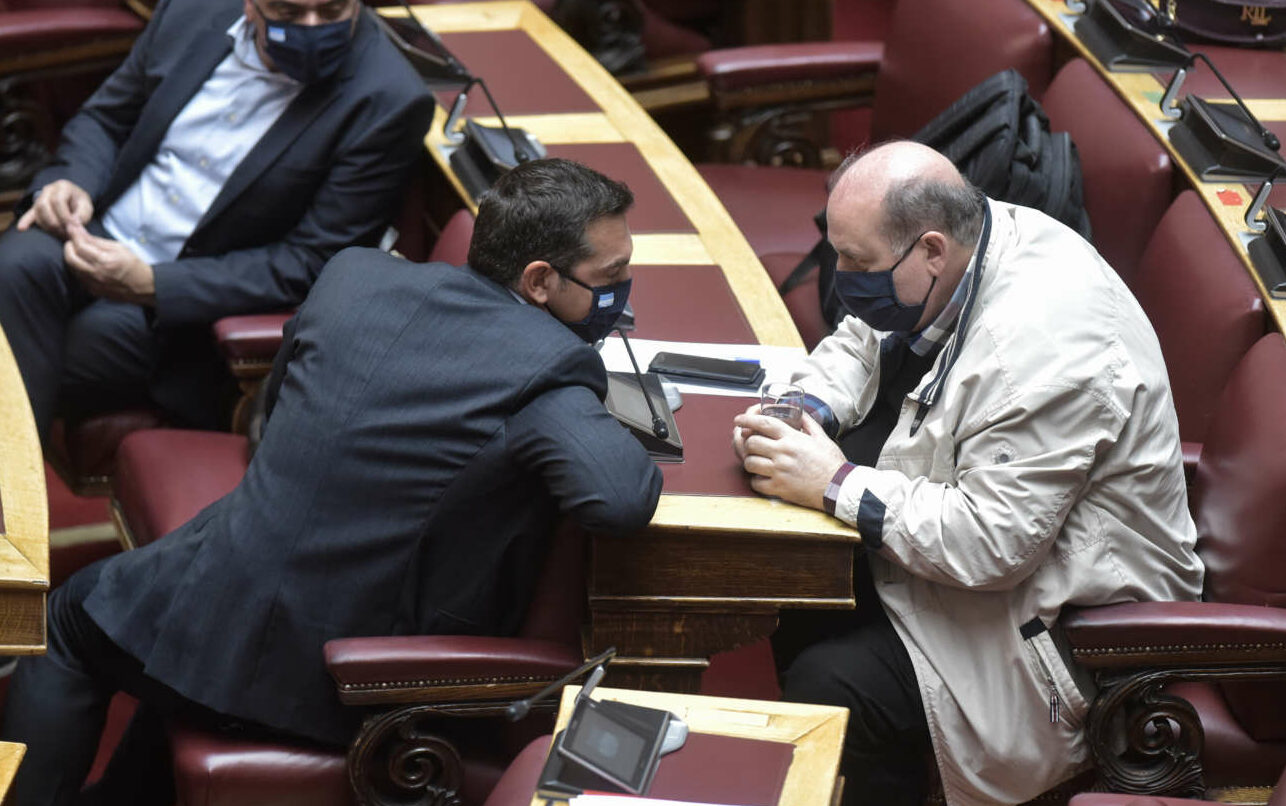 Φίλης προς Τσίπρα: «Δεν πρέπει οι θάνατοι να αποτελούν στοιχείο αντιπολίτευσης»