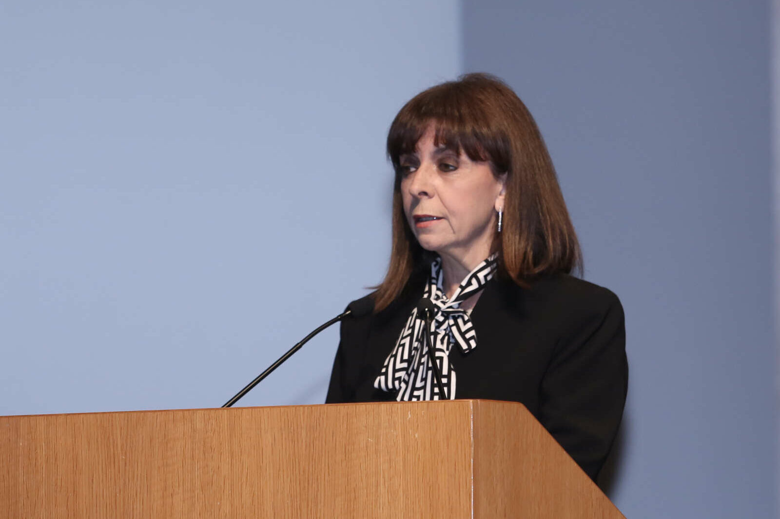 Σακελλαροπούλου: «Υστατο χαίρε σε έναν ευπατρίδη πολιτικό»