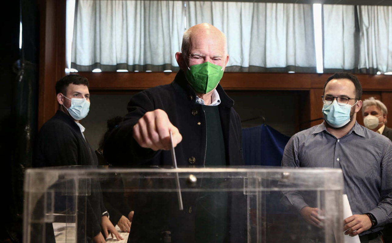 O Παπανδρέου τορπίλισε τις εκλογές του ΚΙΝΑΛ – Κατήγγειλε νοθεία στον α’ γύρο!