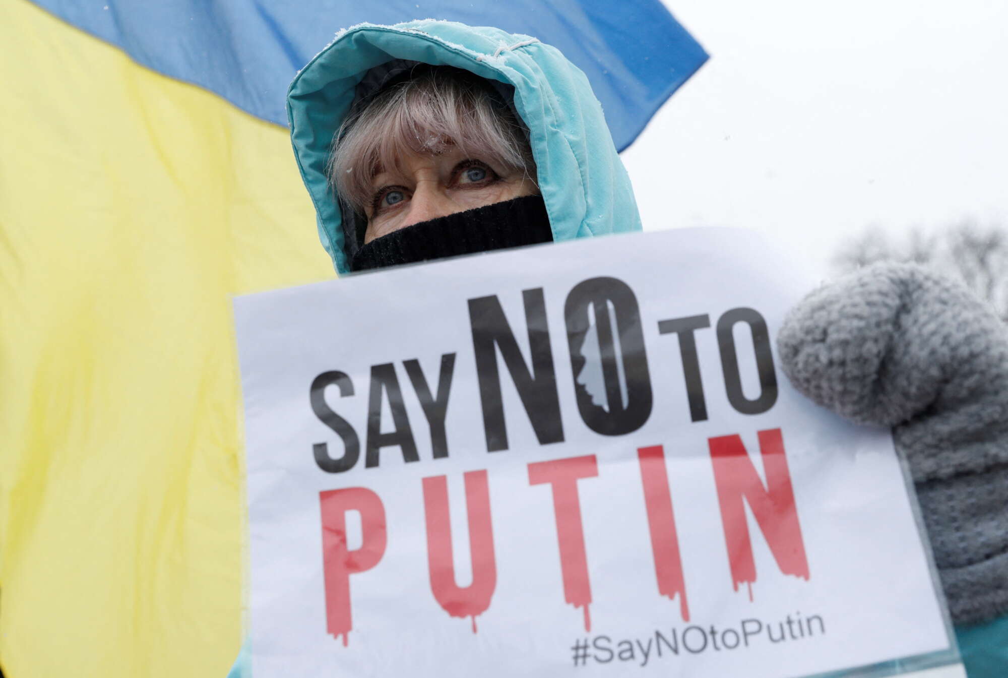 ΗΠΑ και Ρωσία με ορντέβρ την Ουκρανία και κυρίως πιάτο την Ευρώπη