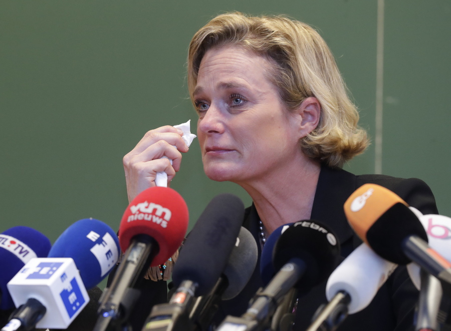 Βέλγιο: Η εκτός γάμου πριγκίπισσα και ο σκληρόκαρδος βασιλιάς