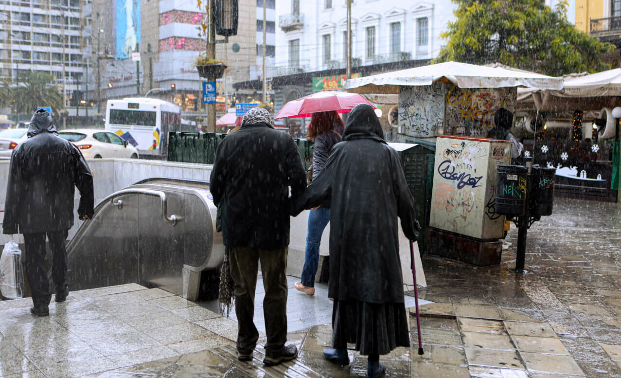 Πρόβλεψη: Ισχυρές (λασπο)βροχές και στην Αττική