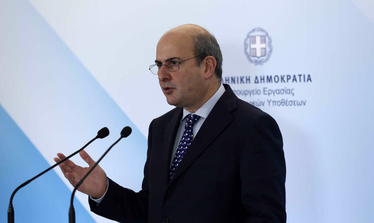 Χατζηδάκης: Η αύξηση του κατώτατου μισθού θα είναι σημαντική