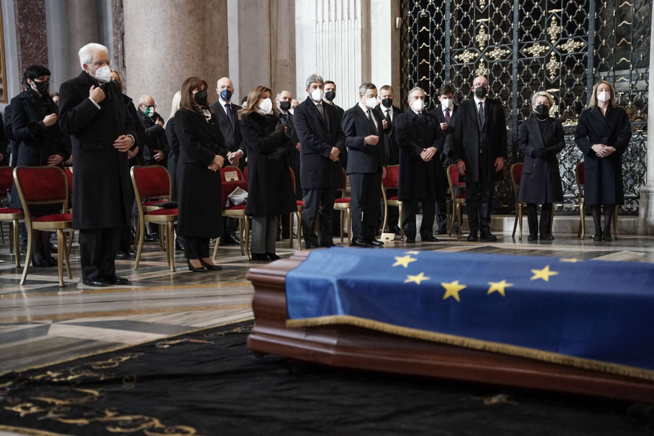 Η Ιταλία και μαζί της όλη η Ευρώπη αποχαιρέτησε τον Νταβίντ Σασόλι