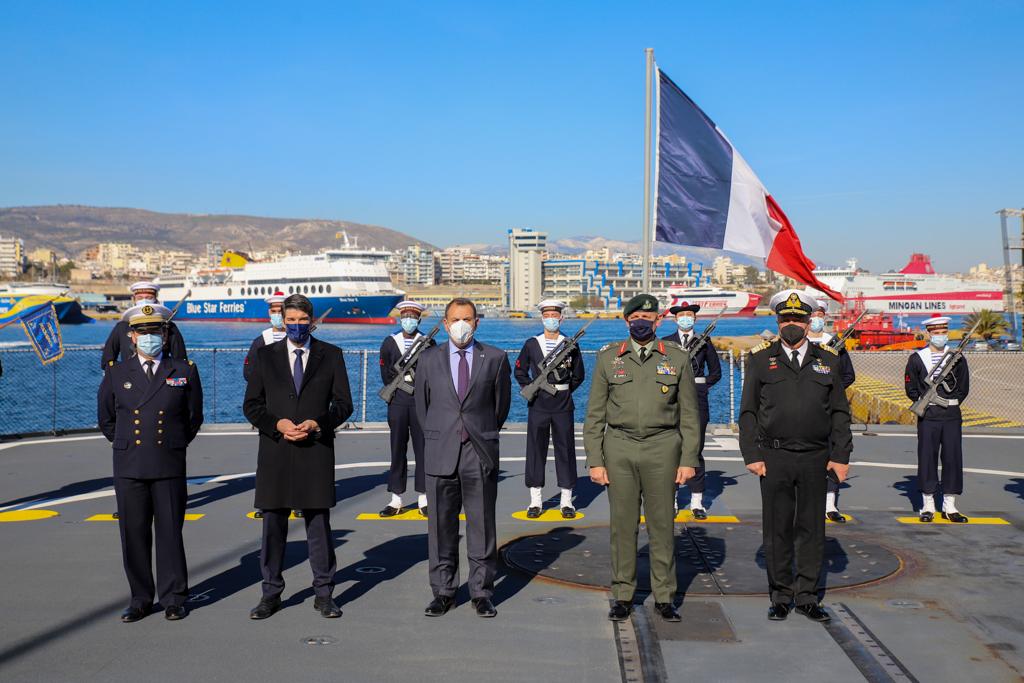 Στον Πειραιά η γαλλική φρεγάτα «Provence» – Ασκήσεις με το Πολεμικό Ναυτικό