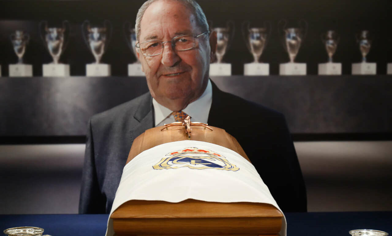 Ο «Mr. Ρεάλ» έζησε -και πέθανε- με τη φανέλα της