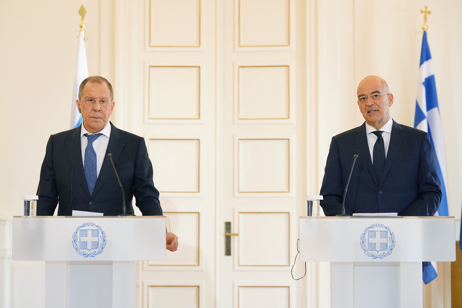 Στη Μόσχα για συνάντηση με τον Λαβρόφ ο Νίκος Δένδιας