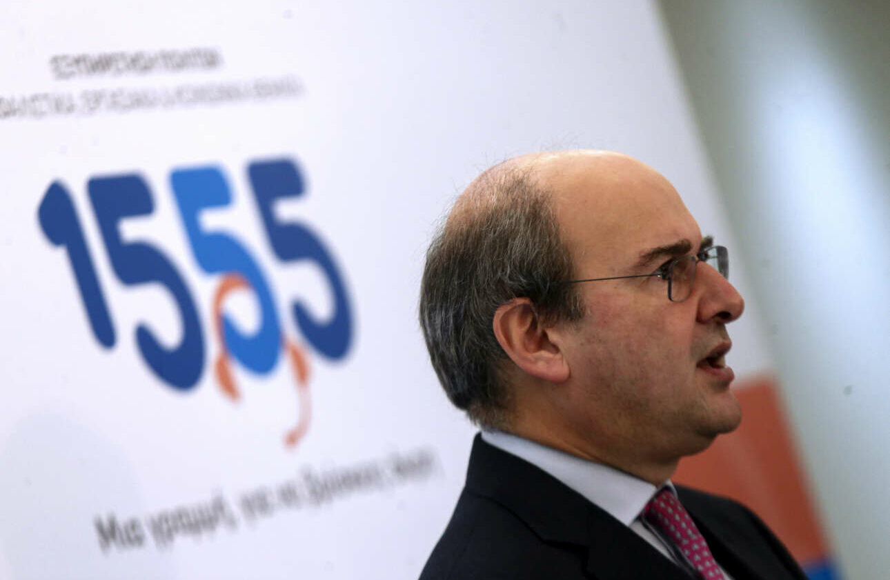 Δέσμευση Χατζηδάκη: Τέλος Φεβρουαρίου σύνταξη σε όλους όσοι έκαναν αίτηση το 2019