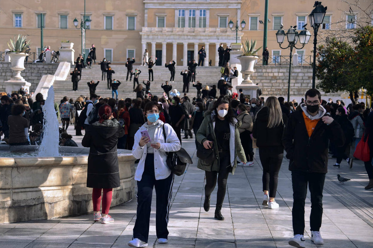 Παυλάκης: «Δυστυχώς χάσαμε» στη μάχη με τον κορονοϊό