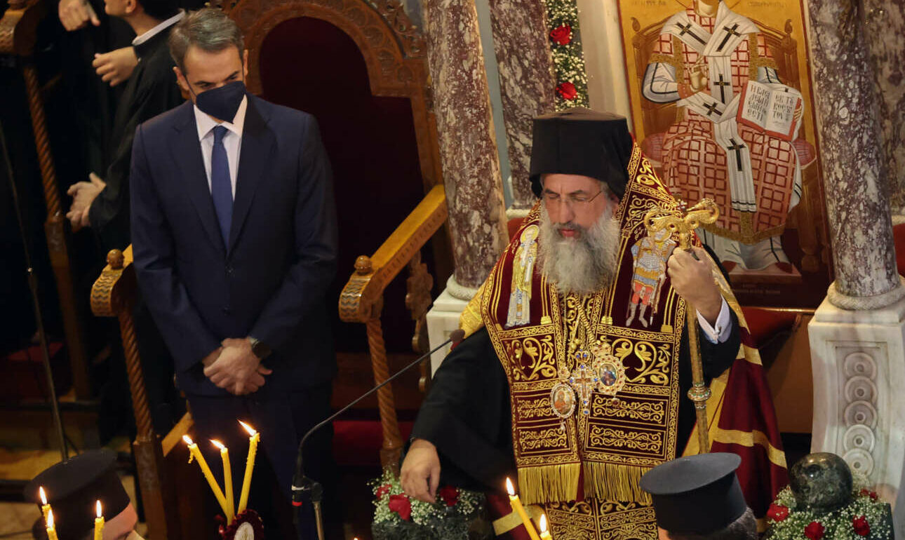 Με λαμπρότητα η ενθρόνιση του νέου αρχιεπισκόπου Κρήτης Ευγένιου