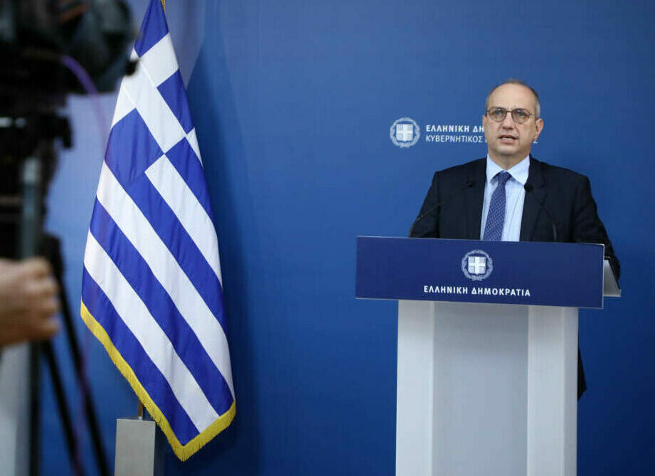 «Χρησμός» Οικονόμου: Οι εκλογές θα γίνουν… «στην ώρα τους»