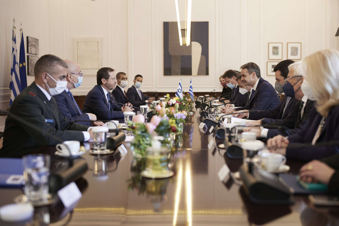 Μητσοτάκης με Χέρτζογκ: Ξεκάθαρο και αδιαμφισβήτητο μήνυμα από ΕΕ και ΝΑΤΟ στη Μόσχα