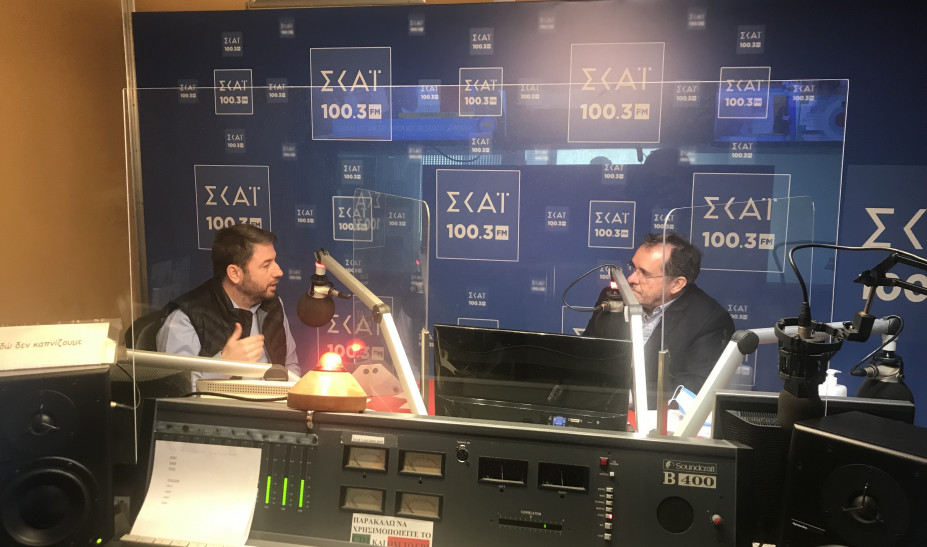 Ανδρουλάκης: Ισες αποστάσεις κρατούν η ΝΔ και ο ΣΥΡΙΖΑ από την περίοδο Καραμανλή