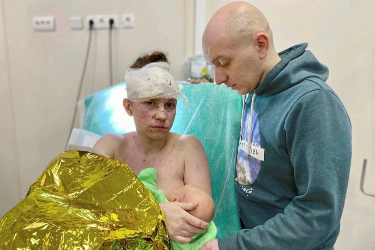 Ουκρανία: Βαριά τραυματίας η μητέρα για να προφυλάξει το μωρό από τις βόμβες