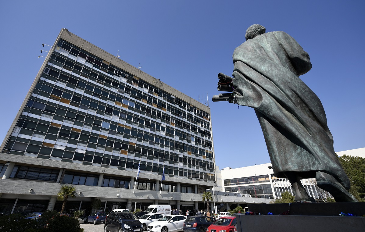 Το ΑΠΘ «υιοθετεί» 100 φοιτητές από την Ουκρανία