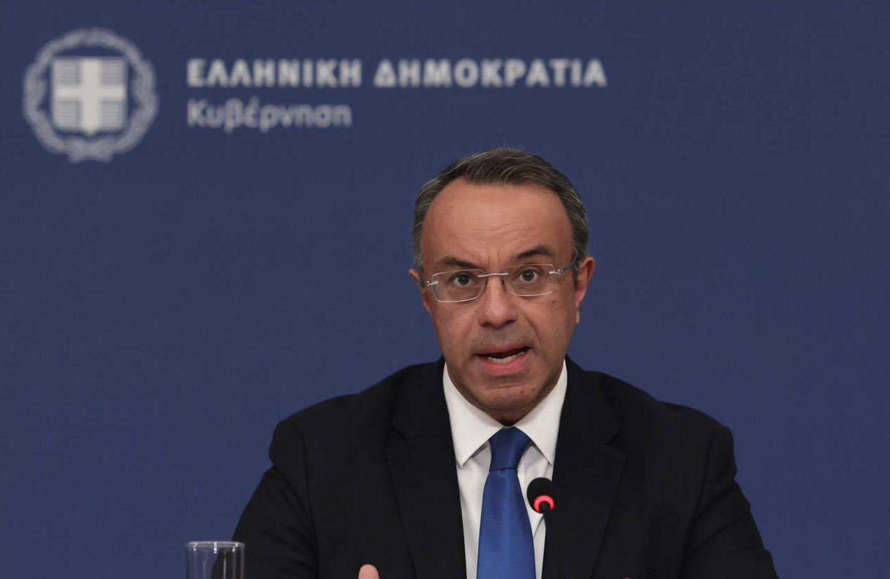 Σταϊκούρας: €2 δισ. επί πλέον για τη στήριξη νοικοκυριών, επιχειρήσεων