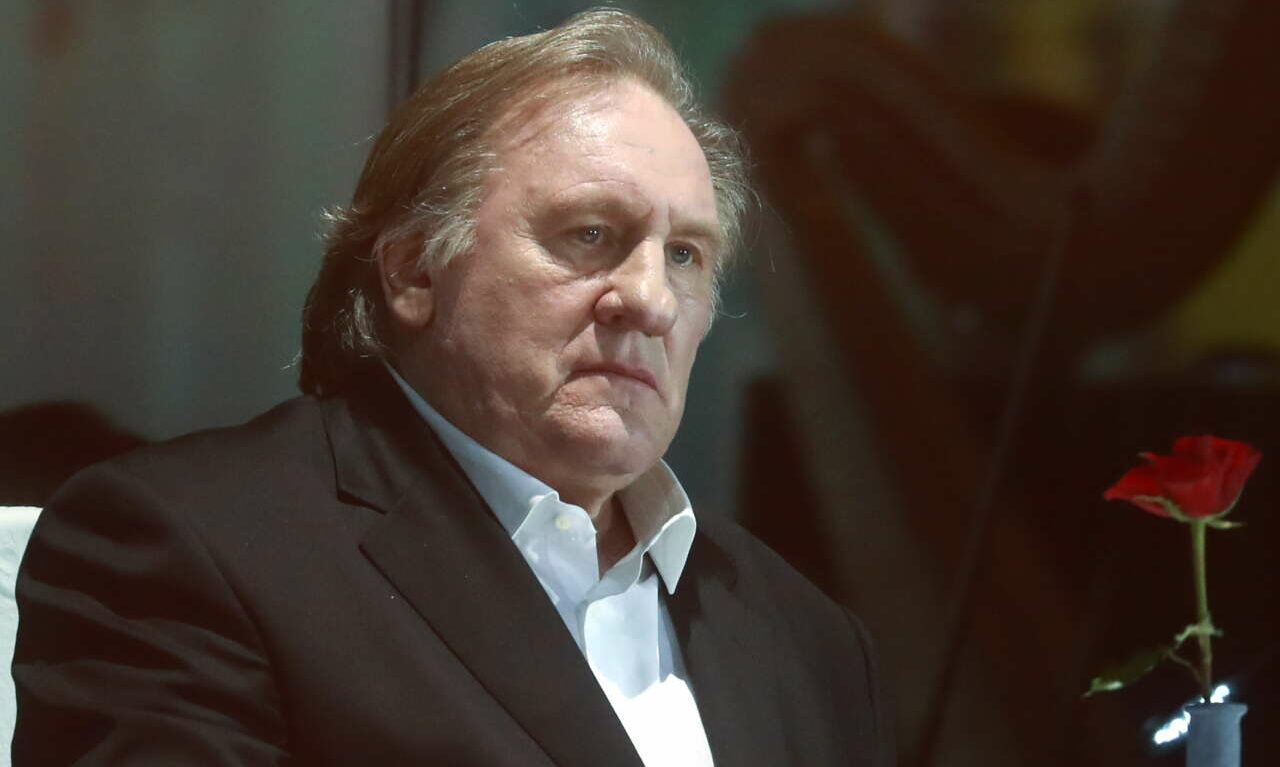 Ο Ντεπαρντιέ κάλεσε Ρώσους και Ουκρανούς να αφήσουν τα όπλα και να διαπραγματευθούν