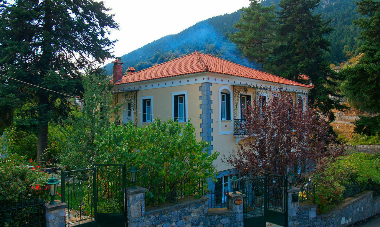 «Θεοξένια», ο ειδυλλιακός ξενώνας της Αλωνίσταινας