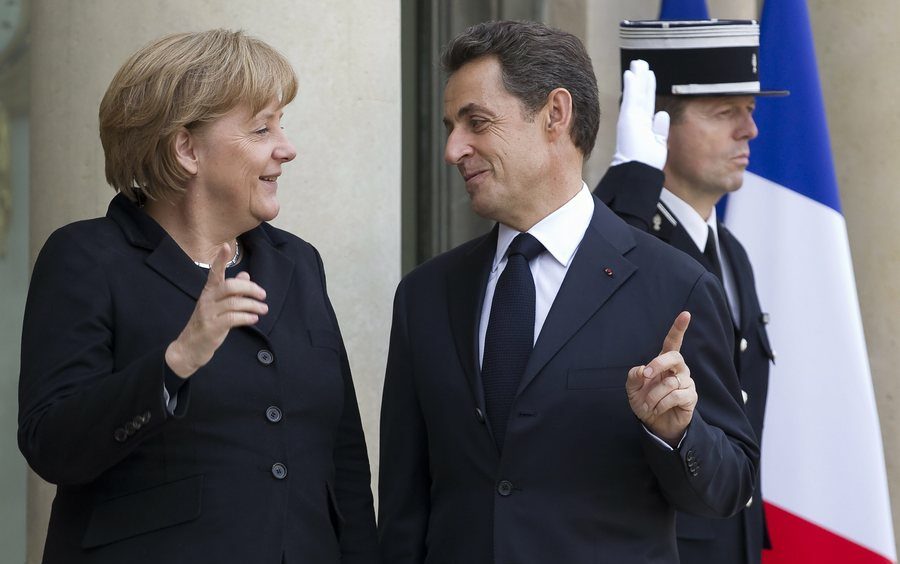 «Ας επισκεφτούν Μέρκελ και Σαρκοζί την Μπούτσα να δουν τι έκανε ο Πούτιν»