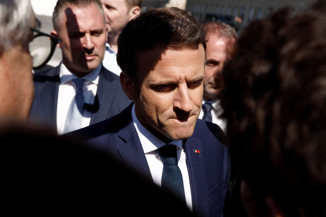 Μακρόν: Οι νομικοί και όχι οι πολιτικοί θα απαντήσουν αν υφίσταται γενοκτονία στην Ουκρανία