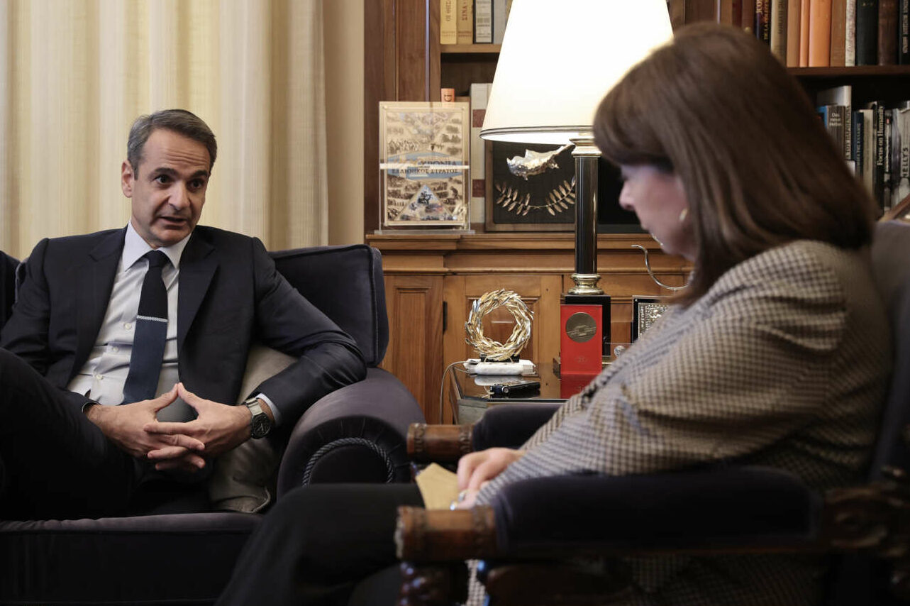 Μητσοτάκης για 21η Απριλίου: Απάντηση στον λαϊκισμό η ενότητα της κοινωνίας στη βάση της αλήθειας