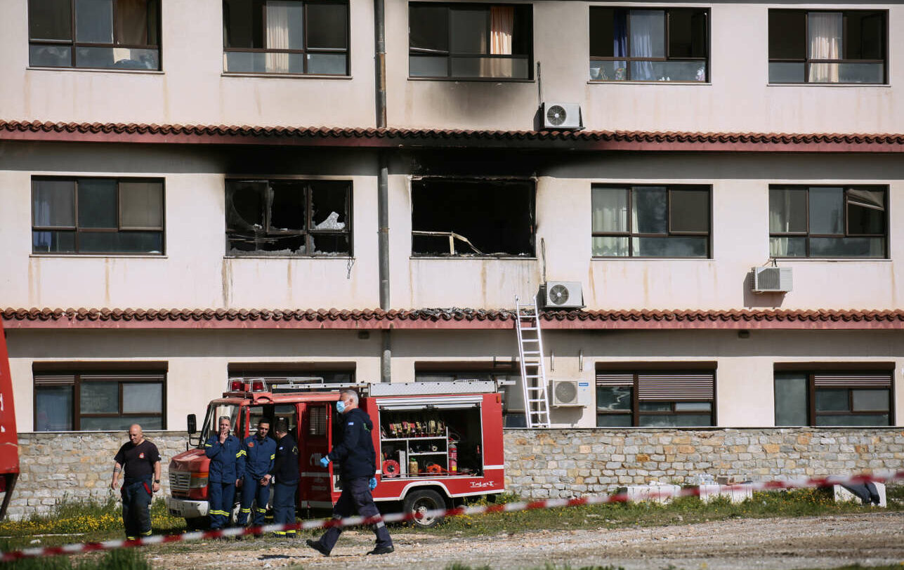 Ενας νεκρός από φωτιά στην Πνευμολογική Κλινική του νοσοκομείου «Παπανικολάου»